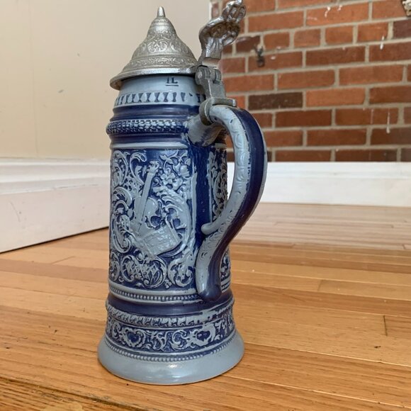 Vintage German Beer Stein Handgemalt with Pewter Lid - Picture 8 of 15